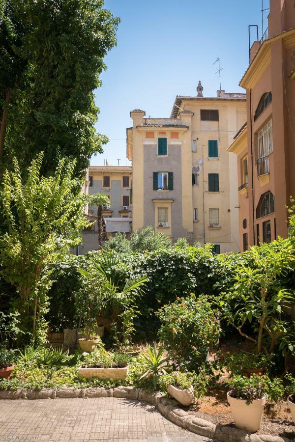 Casa Vacanze "Il Vaticano A 2 Passi" Rome Extérieur photo