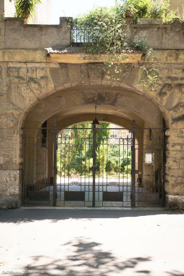 Casa Vacanze "Il Vaticano A 2 Passi" Rome Extérieur photo